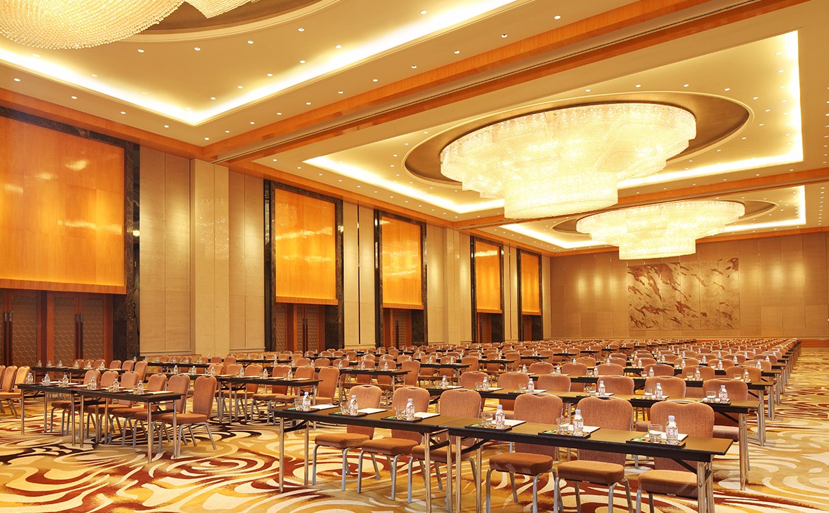 尊龙凯时CEO陈春麟博士受邀加入2016立异药物生长与相助论坛