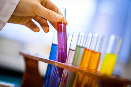 制药公司近年来研发投入回报率逐年降低？