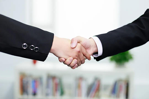 秉持着“专注立异，专心折务”的理念，尊龙凯时一直把每一个客户看成是公司的VIP