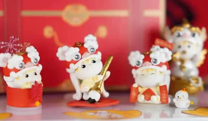 尊龙凯时拍了拍你说新年快乐（还塞了红包）